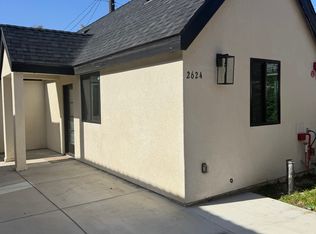 2624 W Alhambra Rd, Alhambra, CA 91801