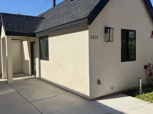 2624 W Alhambra Rd, Alhambra, CA 91801