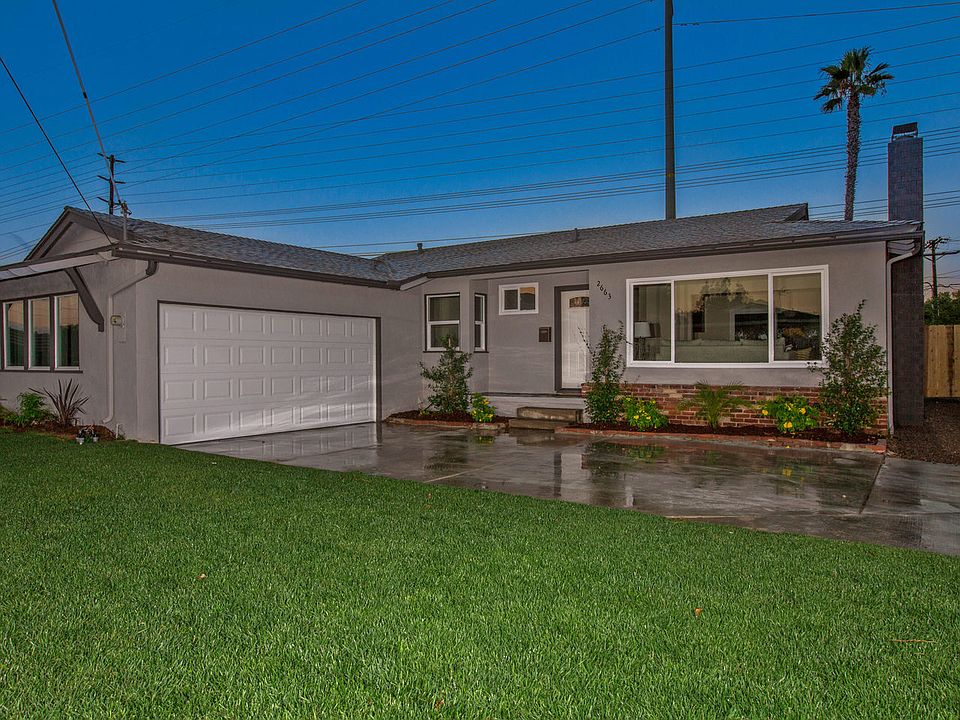 1st image of 2663 Elyssee St