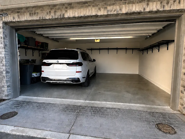 411 Toyama Dr — Photo 29