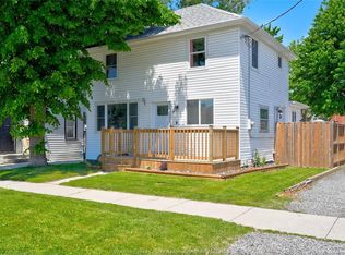 8 Saint Clair St, Chatham Kent, ON N0P 2L0