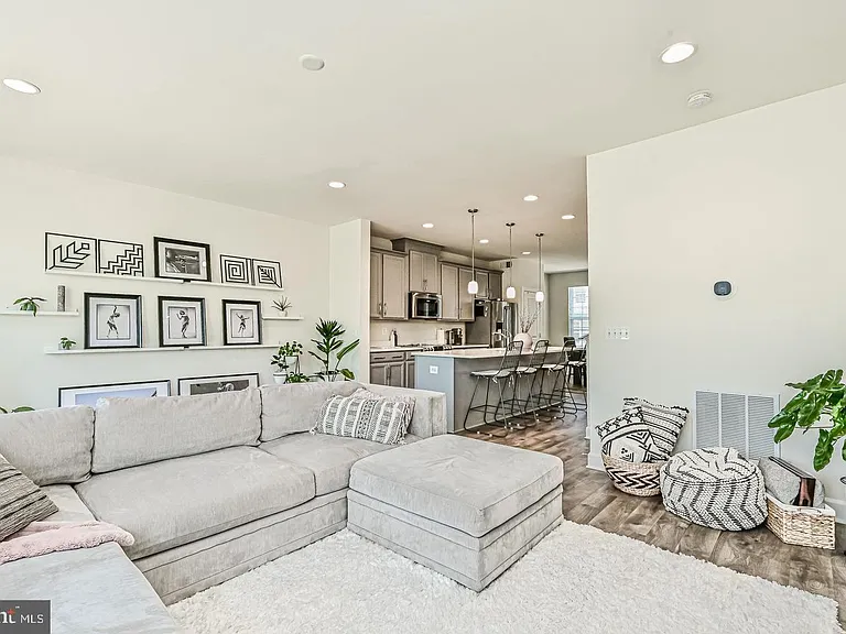 13821 Litespeed Way — Photo 15