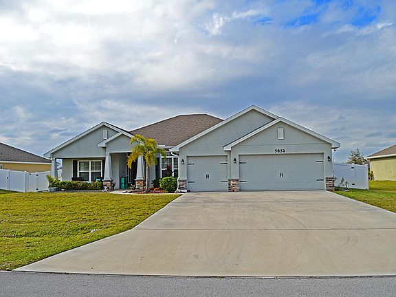 4th image of 5852 NW Leah Dr