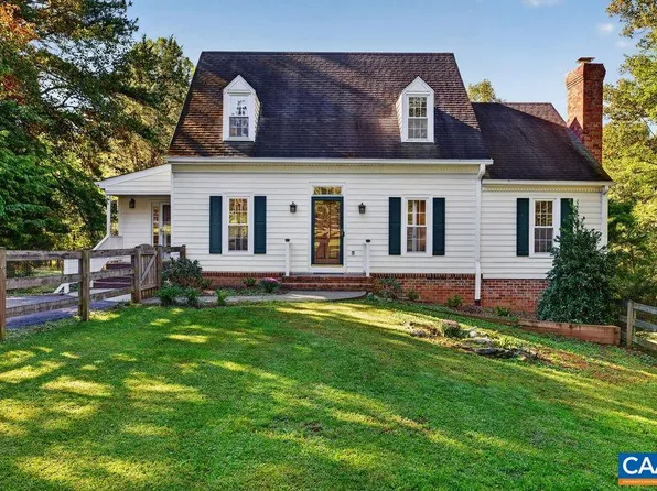 2605 Cedar Ridge Ln, Charlottesville, VA 22901