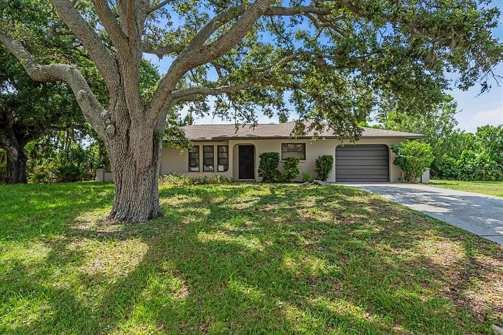 2 bed, 2.0 bath, 1220 sqft, $2,450 — Photo 1