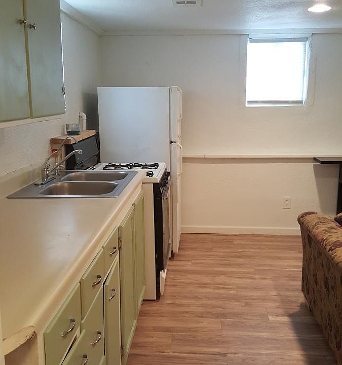 1st image of 2029 5th Ave APT B