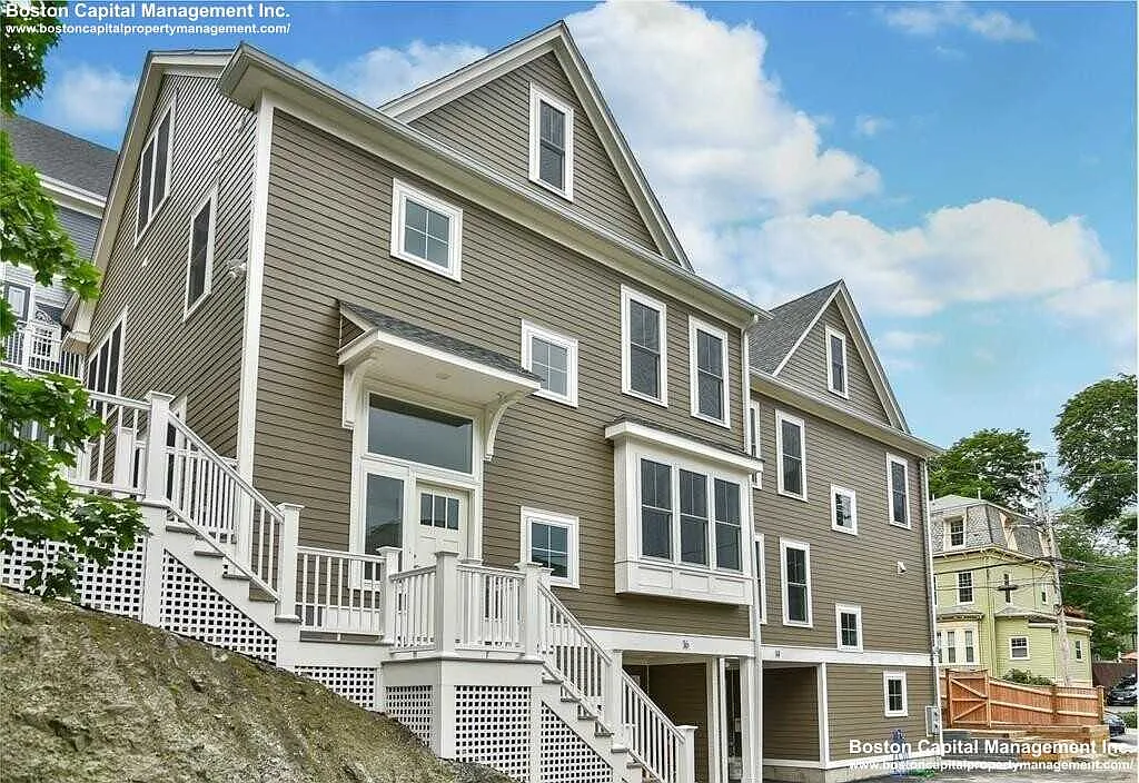 4 bed, 4.5 bath, $6,800 — Photo 1