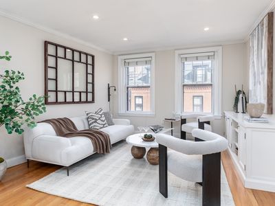 76 W Cedar St #4F, Boston, MA, 02114
