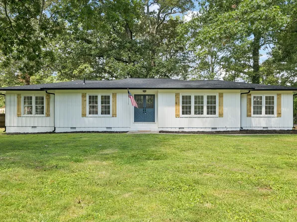 214 Sharondale Dr, Tullahoma, TN 37388