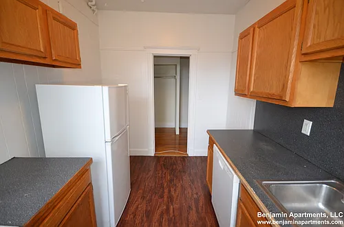 1810 Commonwealth Ave Photo 1