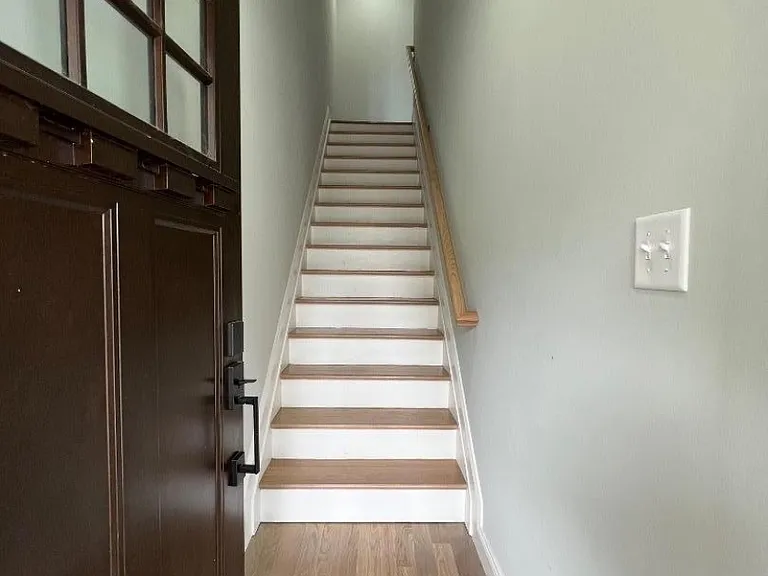 562 Madison Ave #2 — Photo 2