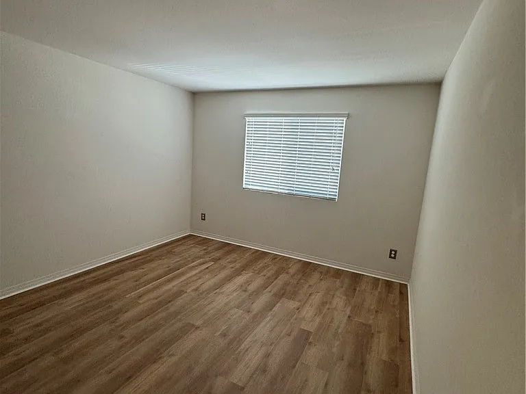11016 Clear Lake Ln — Photo 22