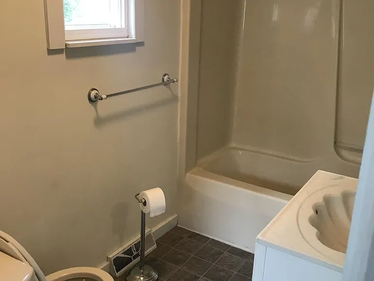 520 Bluff St — Photo 9