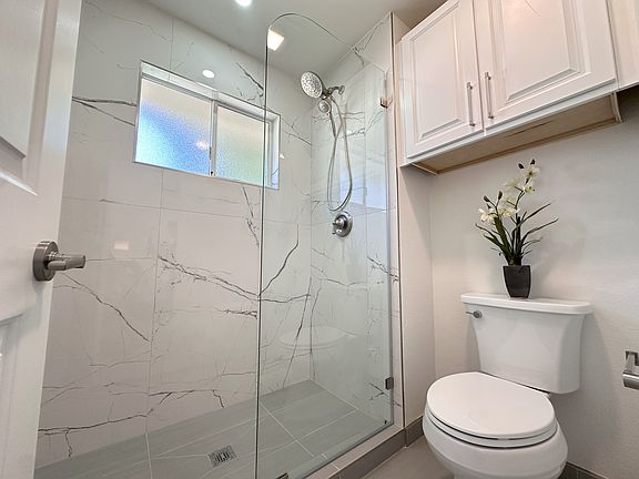 5th image of 14649 Guadalupe Dr #A