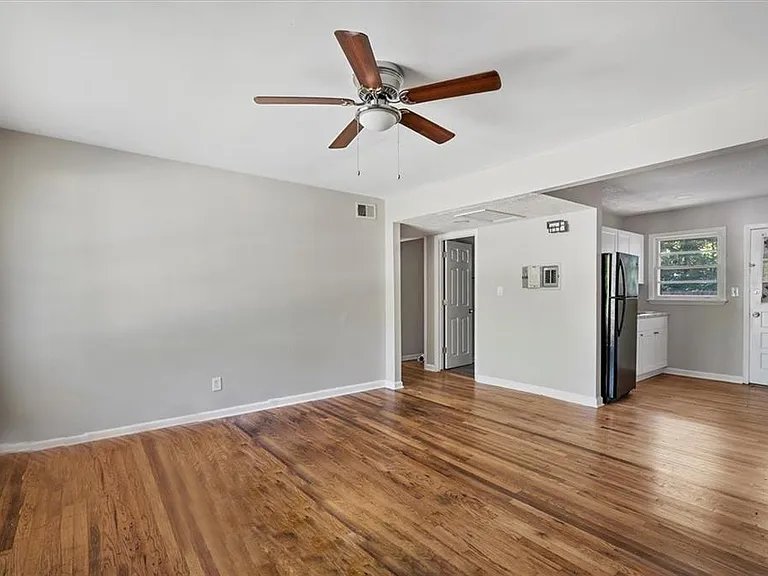 190 Opal Dr — Photo 14