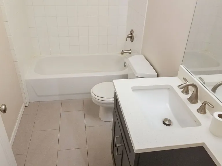 2530 W Leland Ave #1 — Photo 13