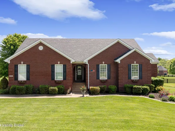 2502 Sycamore Run Point, La Grange, KY 40031