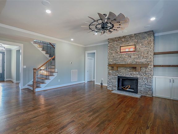 5th image of 2403 Warriors Path