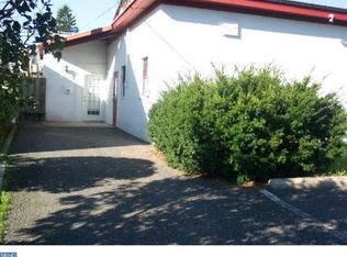 301 Penn St, Pennsburg, PA 18073