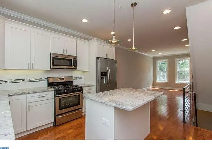 3 bed, 1800 sqft, $2,650 — Photo 4