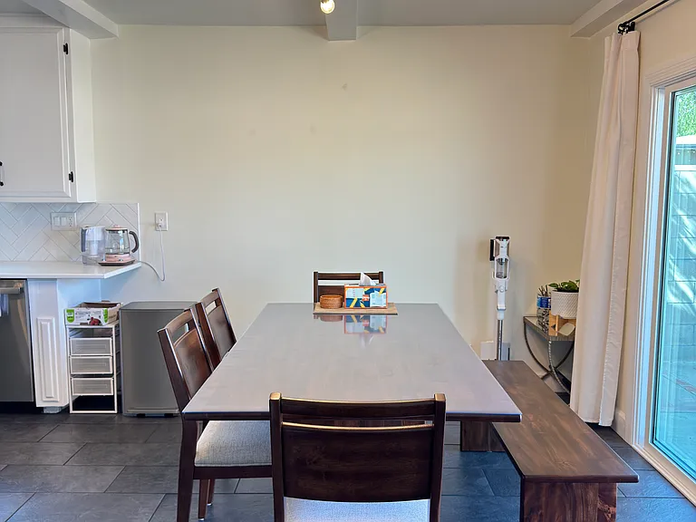 Fuchsia Ave — Photo 8