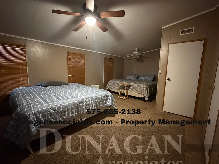 301 E Rose St — Photo 9