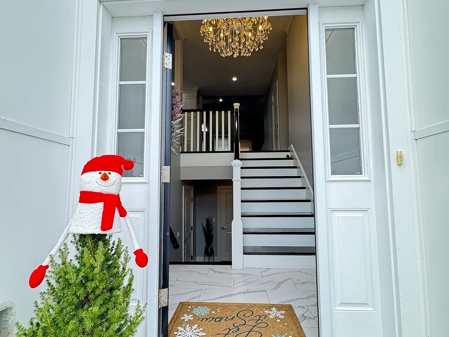 3 bed, 2.0 bath, 2000 sqft, $5,000 — Photo 4