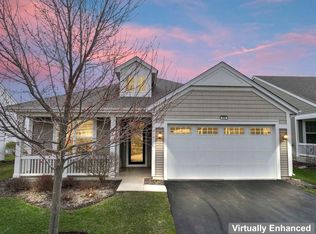 925 Prescott Ln, Pingree Grove, IL 60140