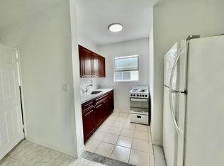 919 SW 6th St APT 6, Miami, FL 33130