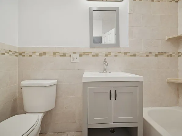 130 Wilkinson Avenue image 9 of 50