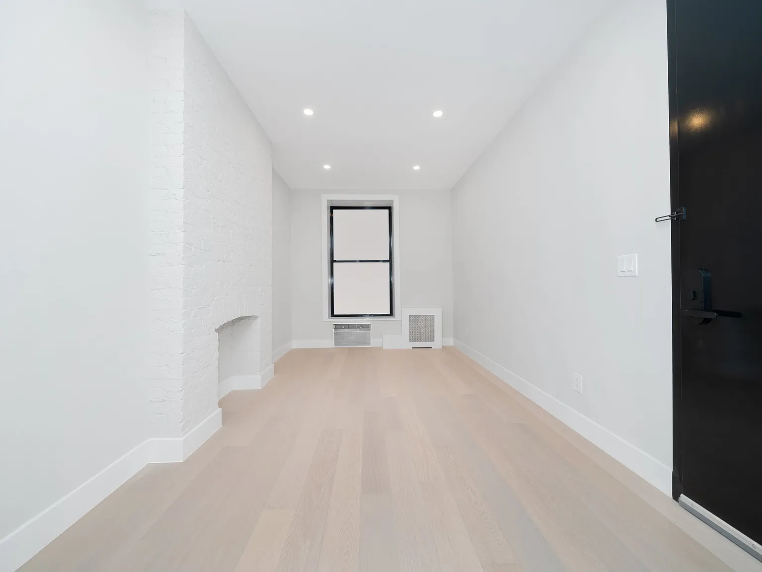 333 E 81st St — Photo 3