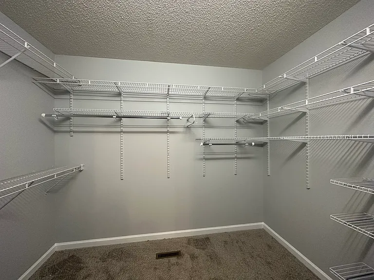 5712 Sundown Ct — Photo 8