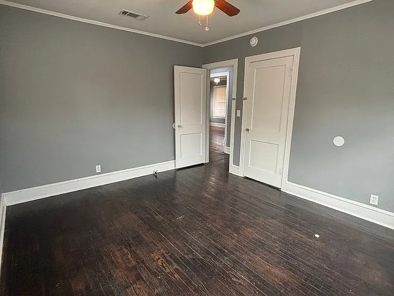 103 E Merrick St — Photo 9