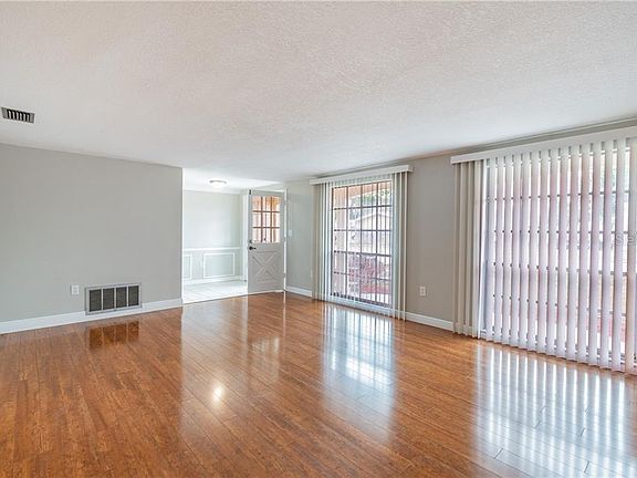 4th image of 3024 Astral Ln