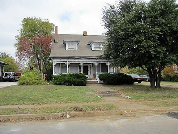 2nd image of 1618 Grand Ave