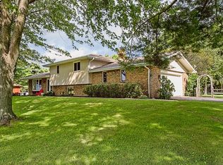 3180 Whitetie Rd, Morris, IL 60450