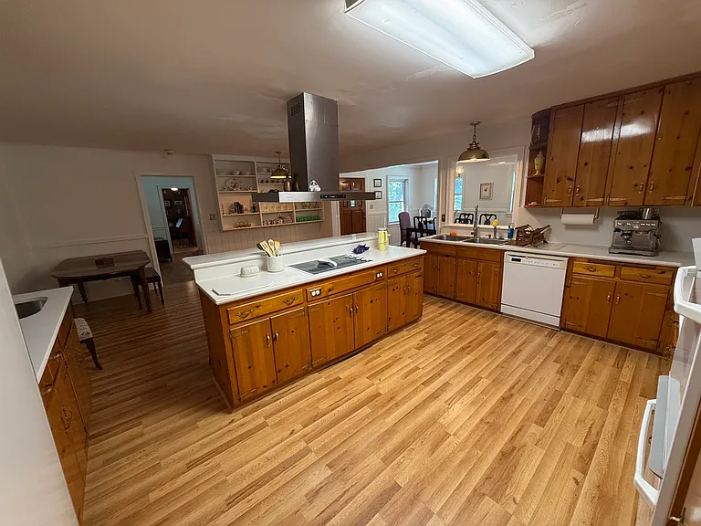 116 Springdale Cir — Photo 14
