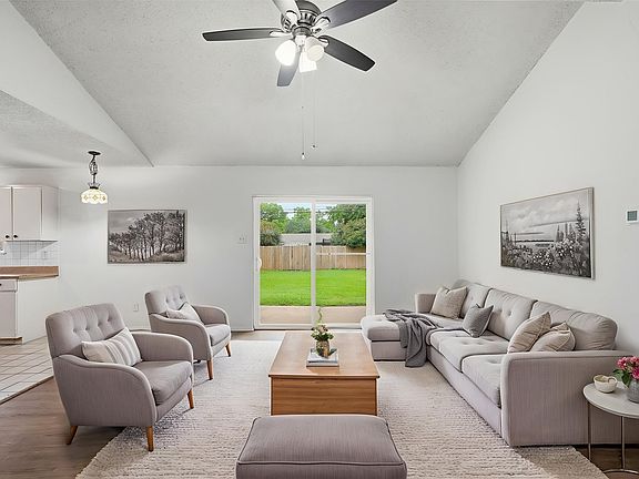 2nd image of 1511 E Tucker Blvd