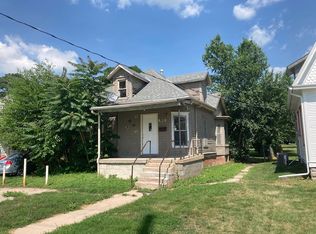 812 N Minnesota Ave, Hastings, NE 68901