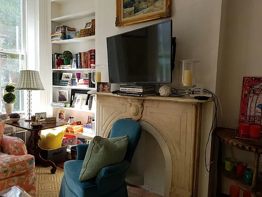 Rented by Aryeh Realty | media 11