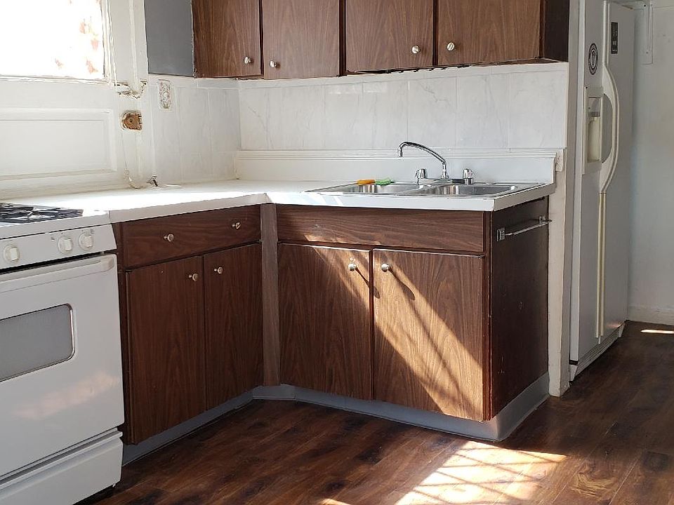 1st image of 3516 N Broadway St #1