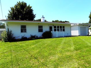 4 S Richard St, Milford, MA 01757