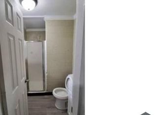 921 Eubanks St #B, New Bern, NC 28560