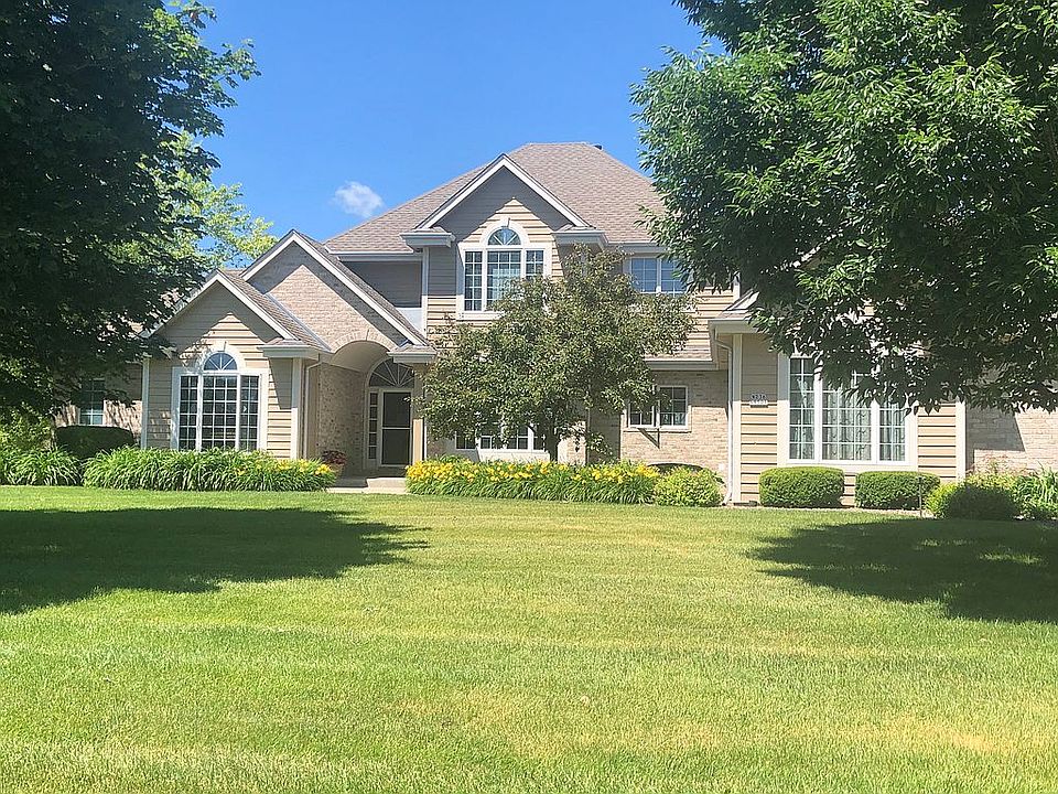 1st image of W236N8501 Clubhouse Cir
