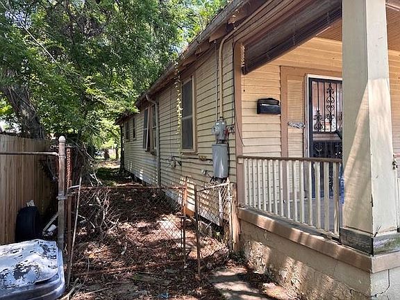 3rd image of 2114 Mandeville St