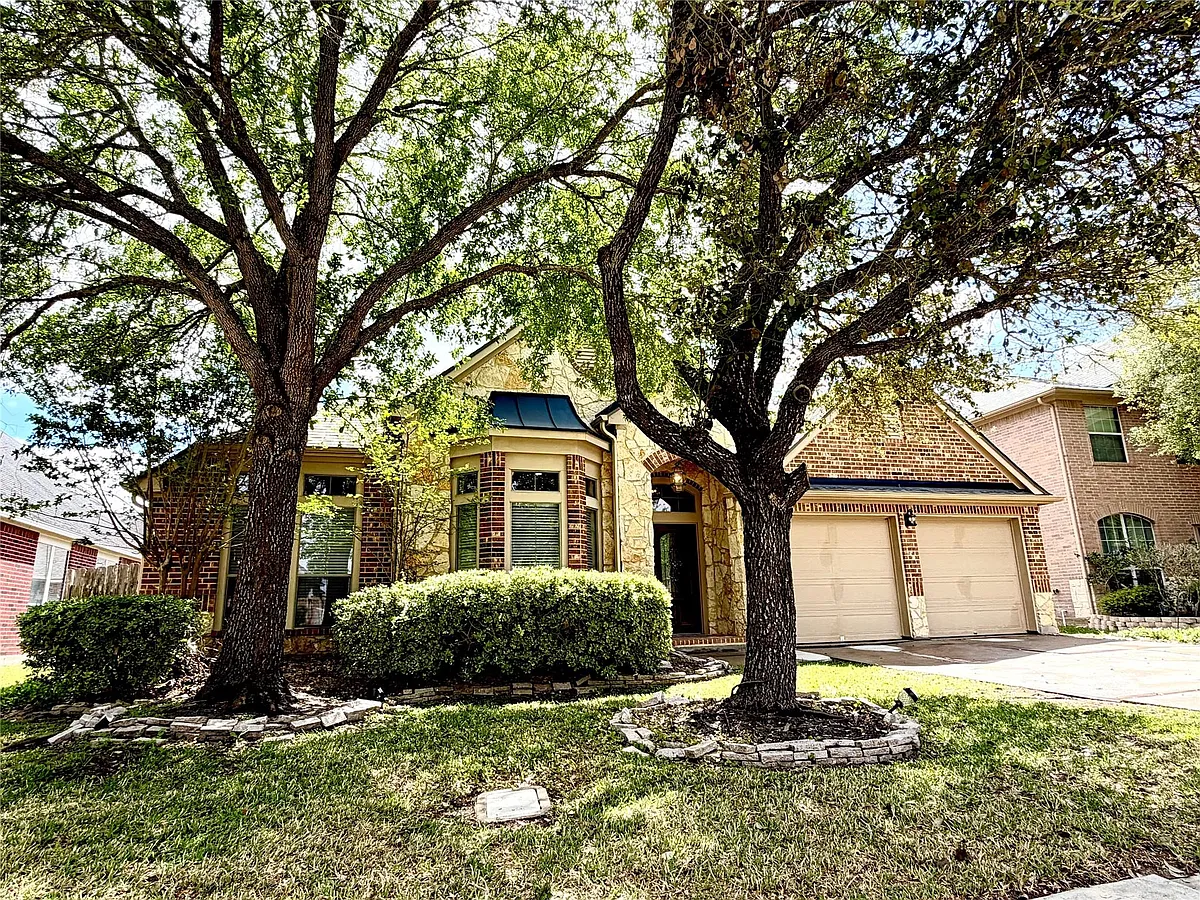 Building Photo - 22015 Rustic Canyon Ln
