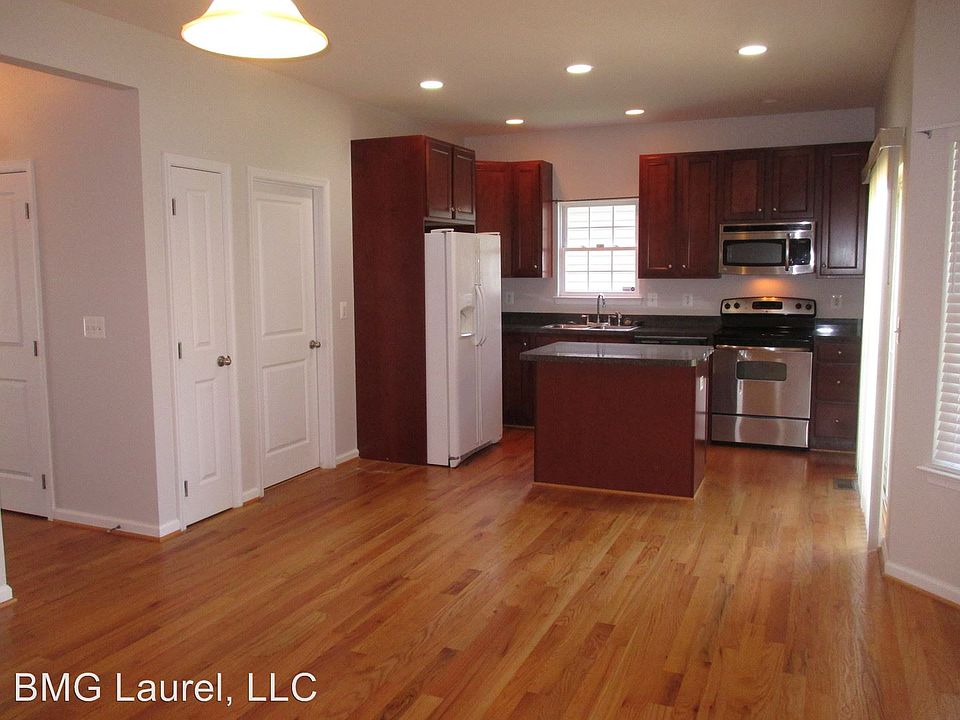 1st image of 812 Bunch Ave