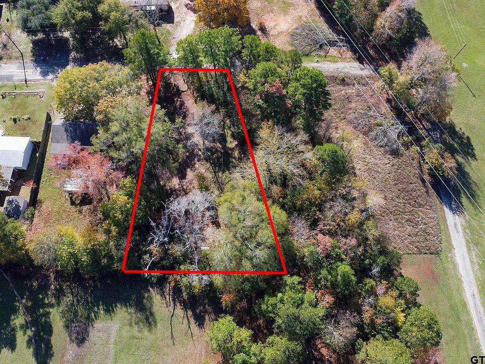 1st image of 412 Beverly Ln