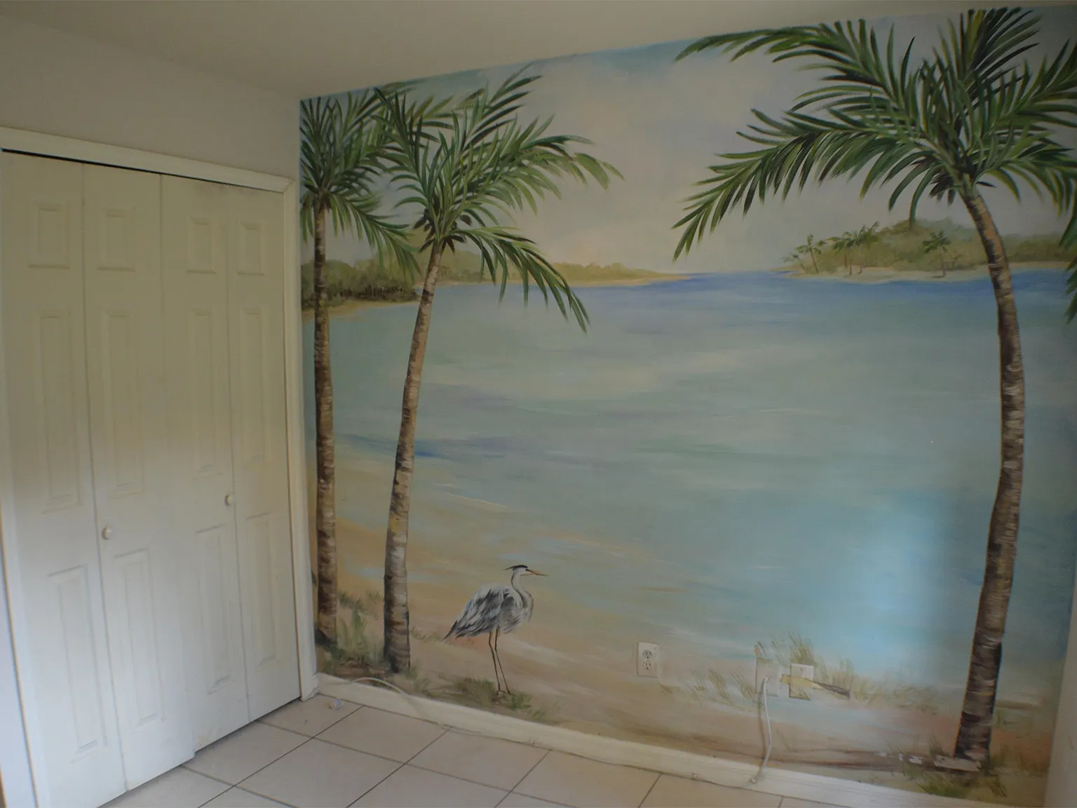 2925 Montclaire Ave Duplex - Unit A RM # 2 — Photo 1