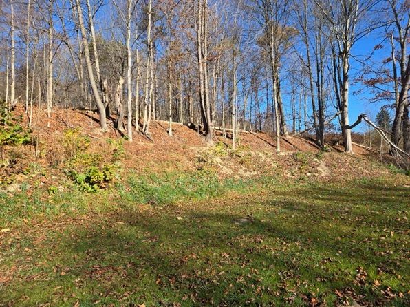 0 Oakford Park Rd, Jeannette, PA 15644